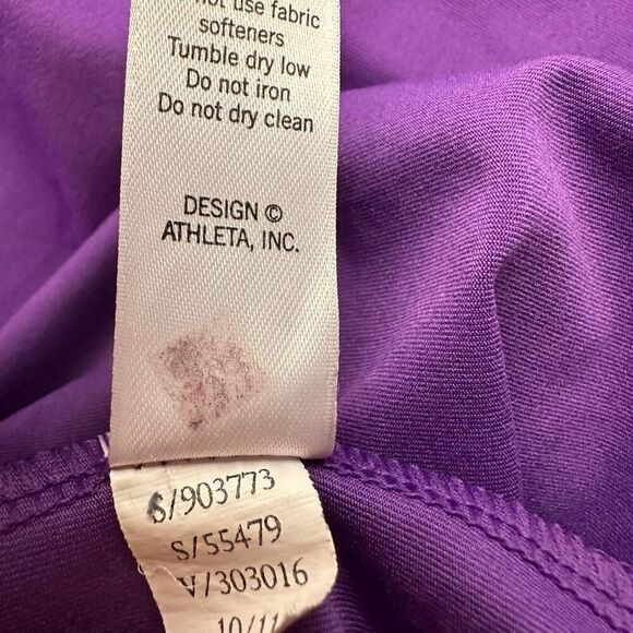 Athleta Tinker Tank Purple Size Large Racerback Style 903773 Built in Bra - Picture 8 of 8